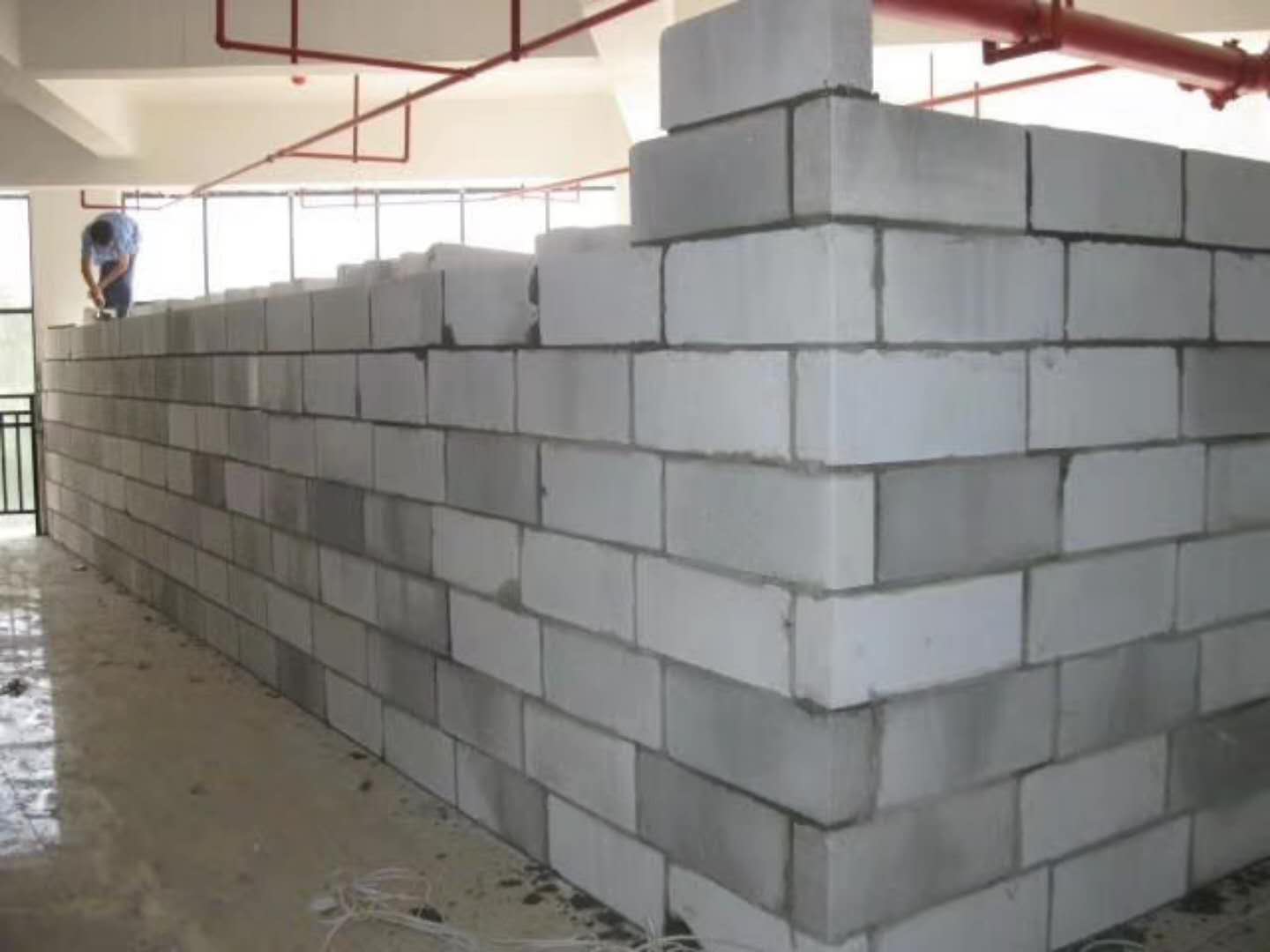 梅江蒸压加气混凝土砌块承重墙静力和抗震性能的研究